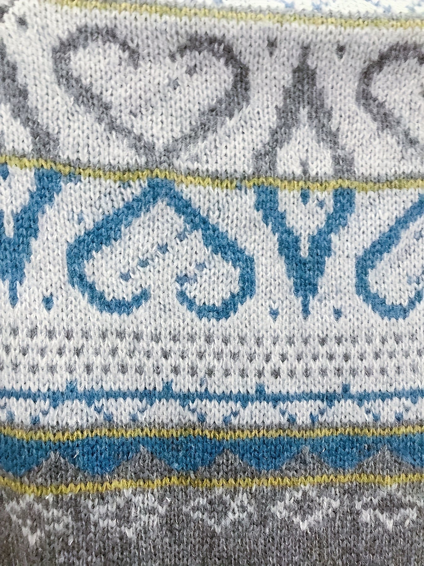 Luxe™ | Elegant and Cozy Nordic Winter Sweater