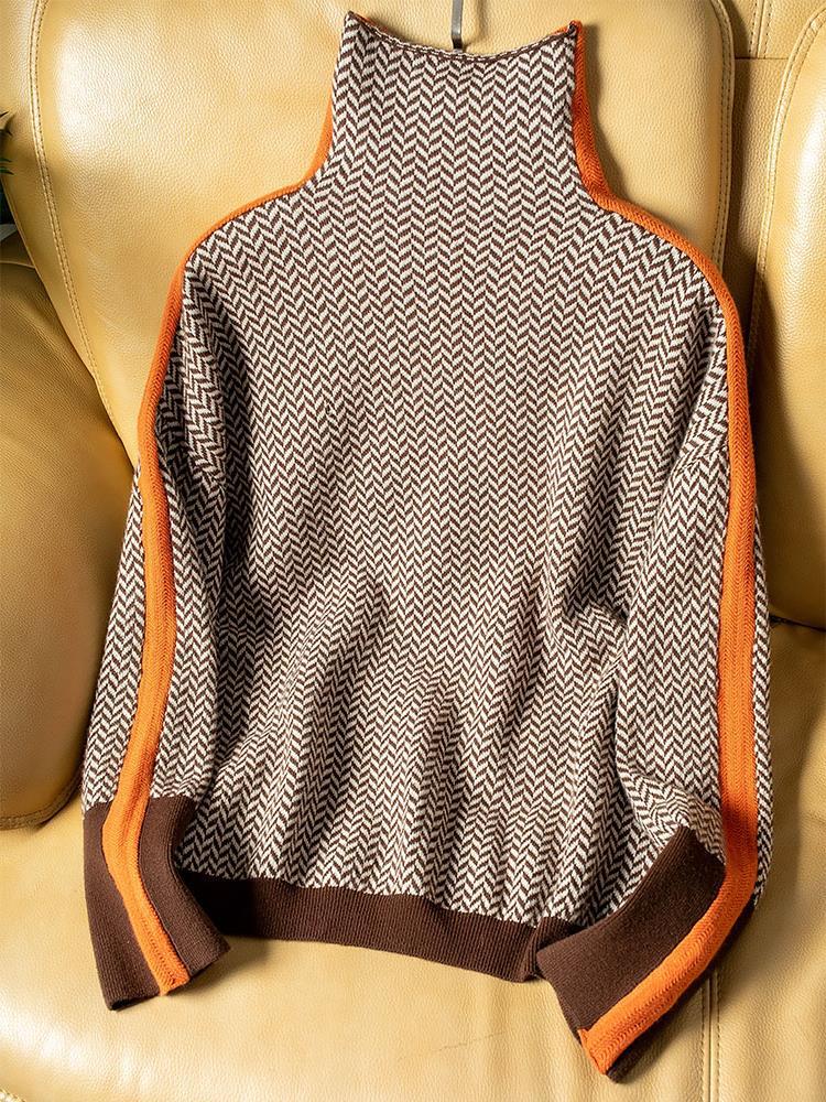 Marieke | Turtleneck with striking contrasting stripes
