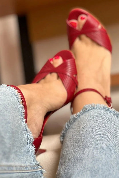 Viviane™ | Elegant Patent Pumps