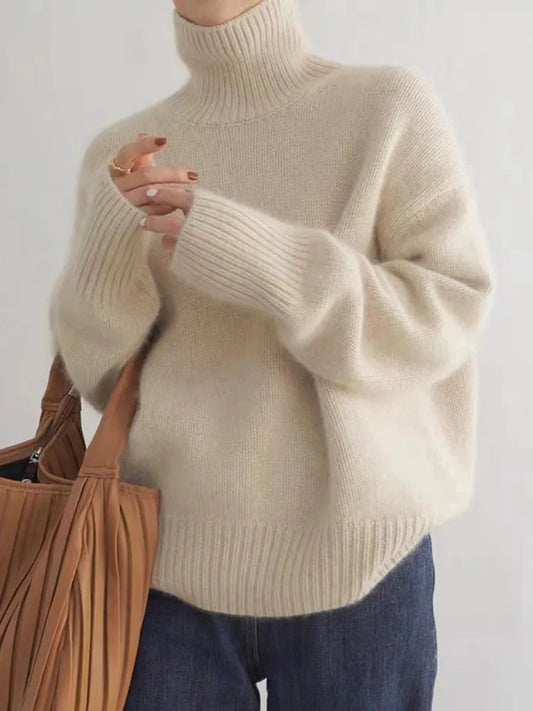 Sydney Women's Oversized Turtleneck Sweater in Cashmere – Soft, Warm & Elegant