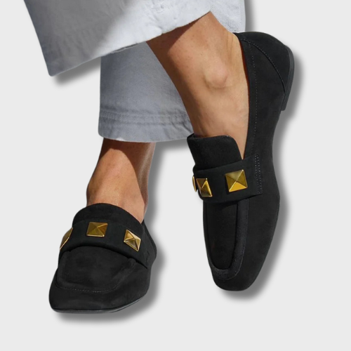 Lia™ | Black Round-Toe Loafers