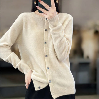 Angelica – Soft Button-Up Cardigan