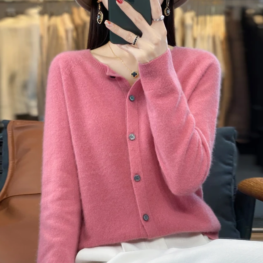 Angelica – Soft Button-Up Cardigan