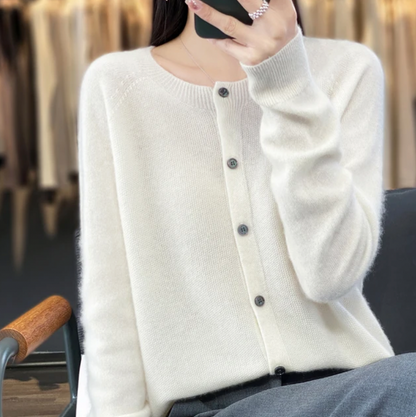 Angelica – Soft Button-Up Cardigan